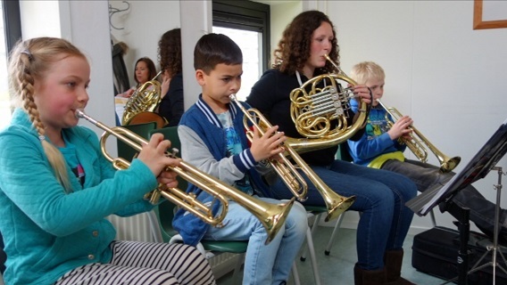 Isabelle Roelofs, Muziekles Zevenkamp nr 1